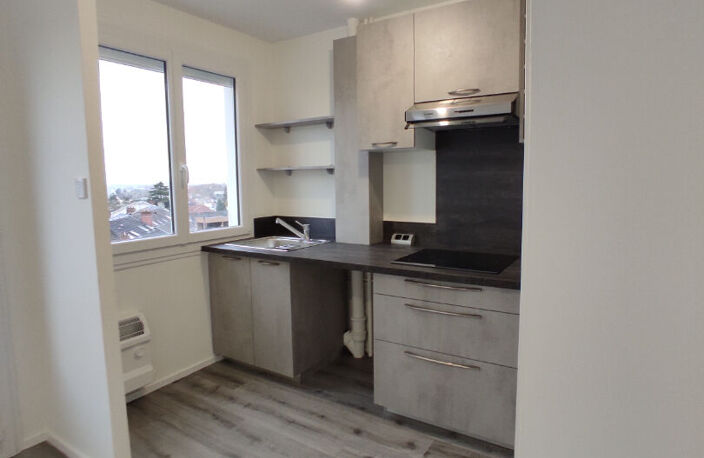 AGREABLE ET LUMINEUX T2 DE 40 M2 - LIMOGES — photo 3