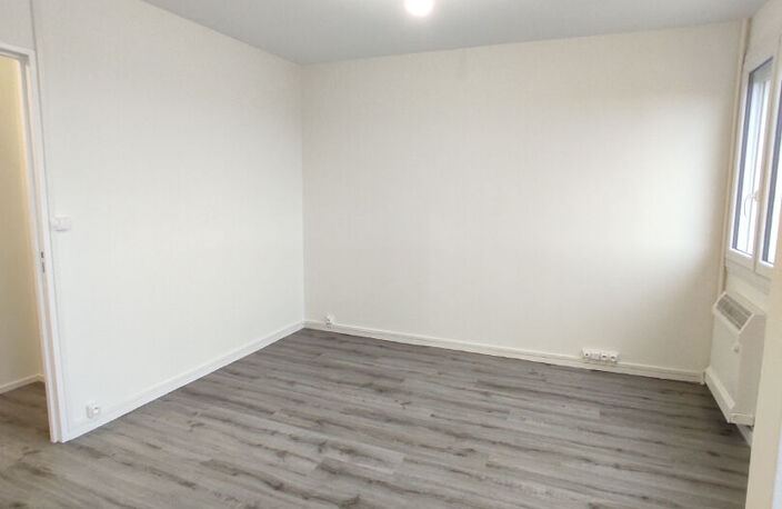 AGREABLE ET LUMINEUX T2 DE 40 M2 - LIMOGES — photo 4