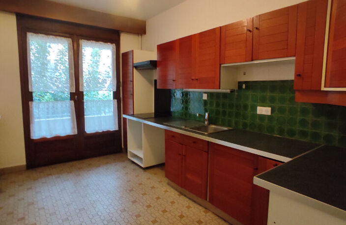 T4 DE 95 m² — photo 3