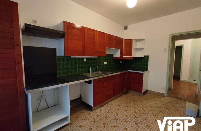 T4 DE 95 m² — photo 4
