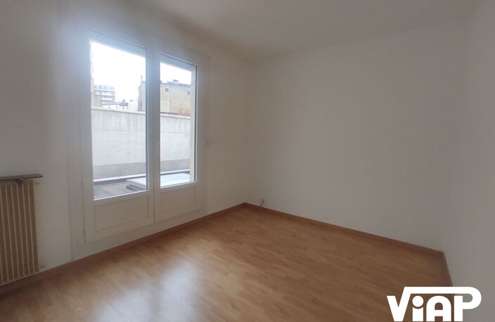 T4 DE 95 m² — photo 5
