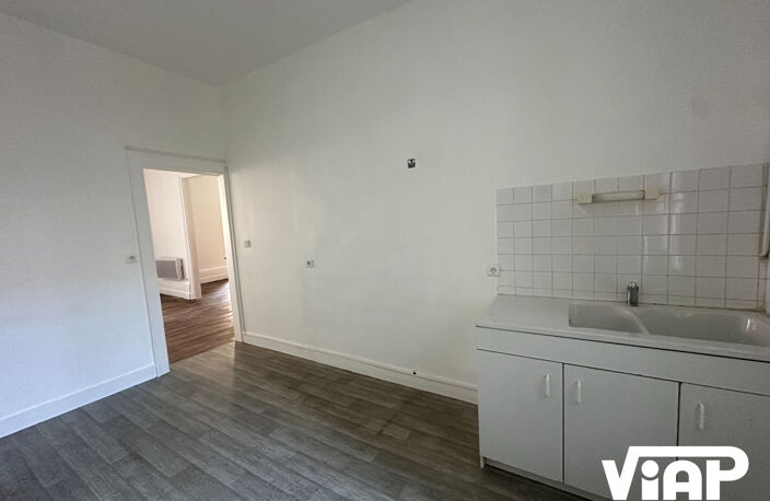 LIMOGES APPARTEMENT T3 EN CENTRE-VILLE — photo 5