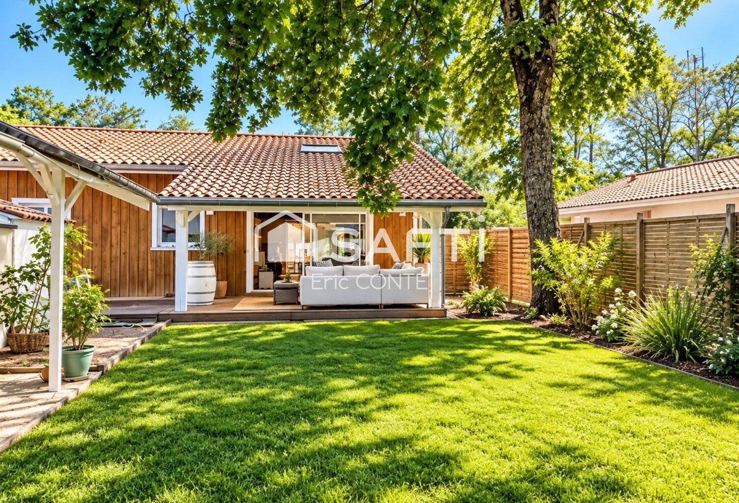 Maison avec dépendance et garage Le Teich. — photo 1