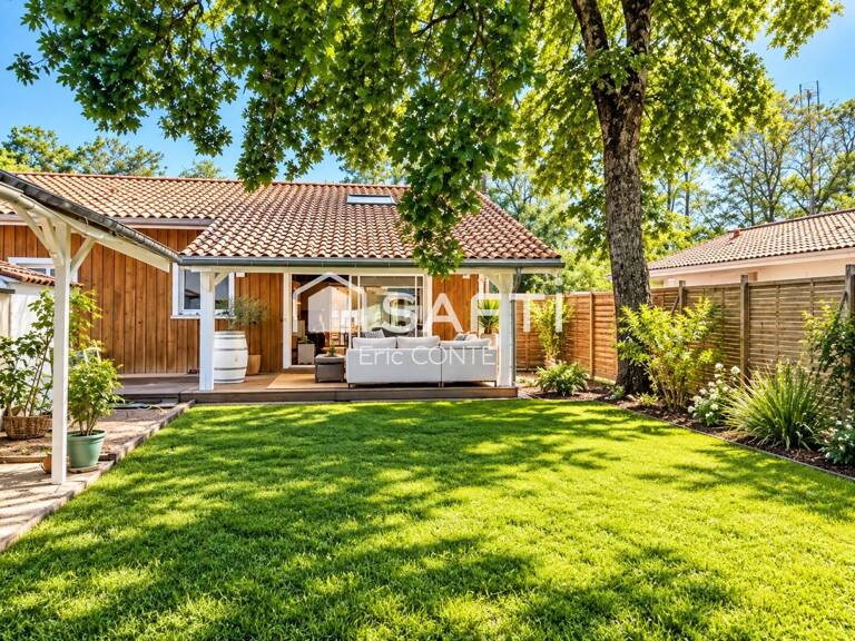 Maison avec dépendance et garage Le Teich. — photo 1