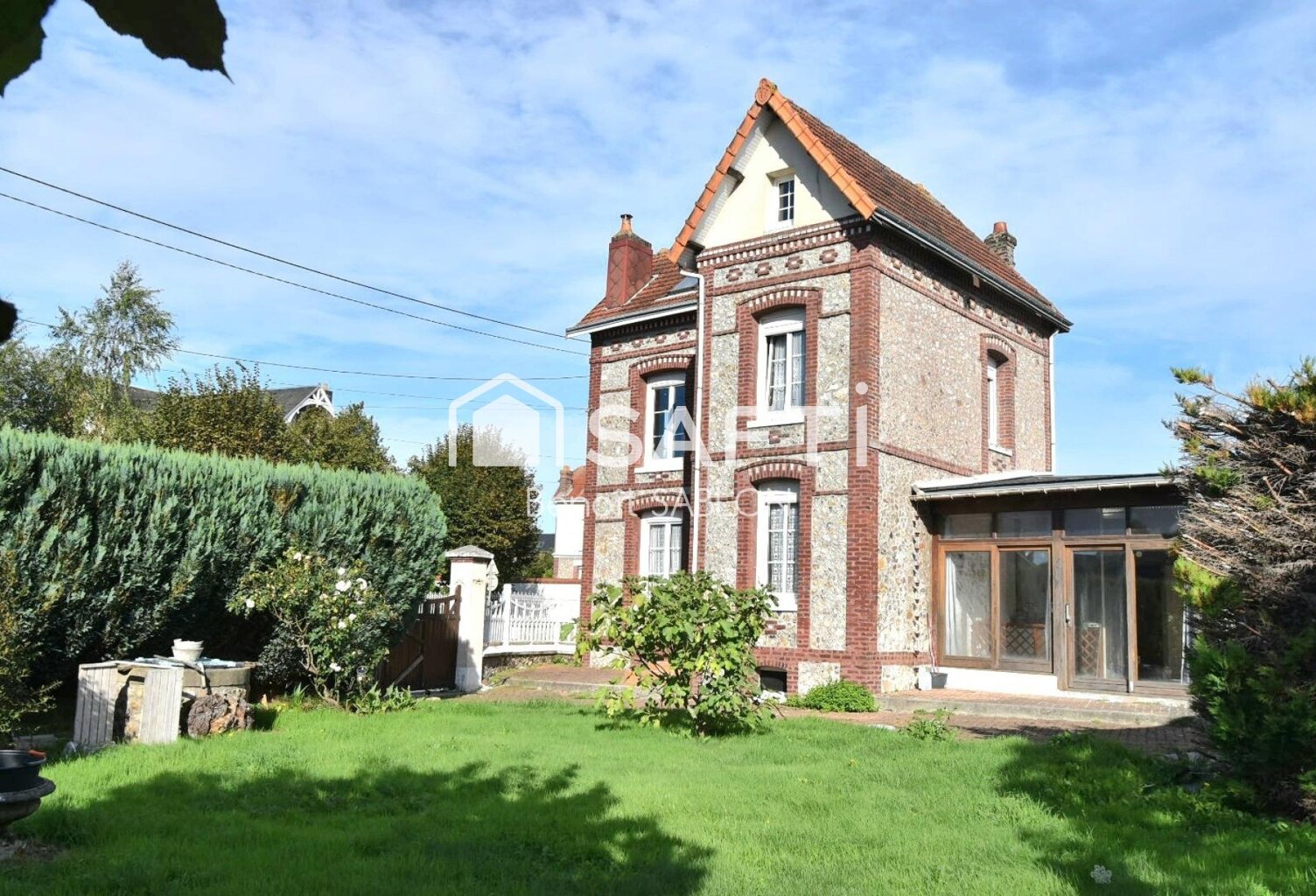 Maison, 4 chambres, 2 garages, terrasse, jardin — photo 1