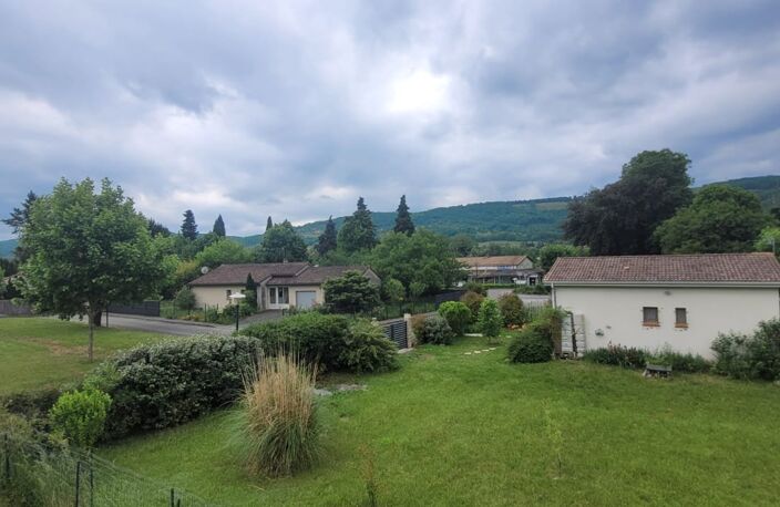 MAISON T4 avec JARDIN CLOS — photo 4