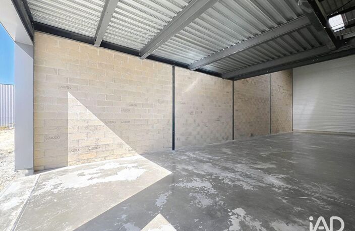 Location Local d'activités 162 m&sup2; — photo 5