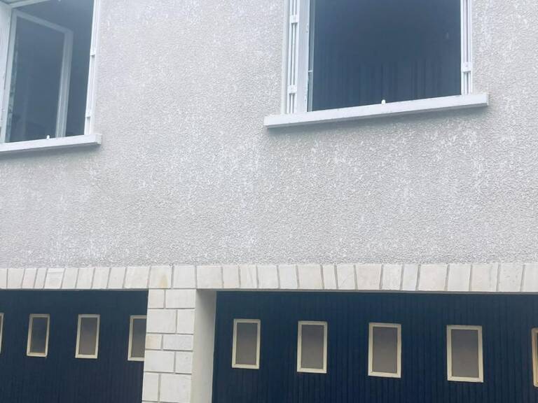 Maison de village avec beaucoup de potentiel — photo 1
