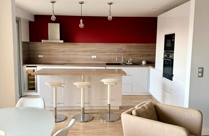 Appartement traversant 3 pièces 79m2 à Mandelieu — photo 3