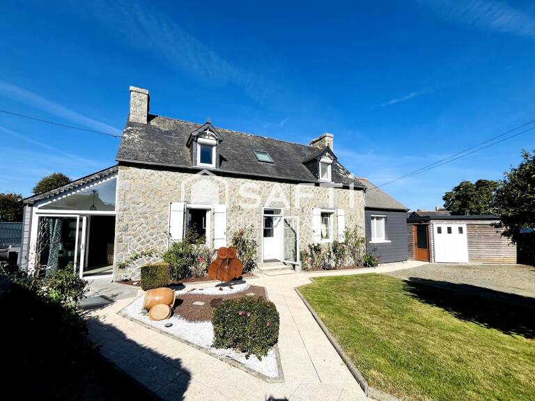 Maison en Pierre vie de plain-pied dans le bourg Côtes d' Armor — photo 1