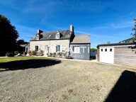 Maison en Pierre vie de plain-pied dans le bourg Côtes d' Armor — photo 2