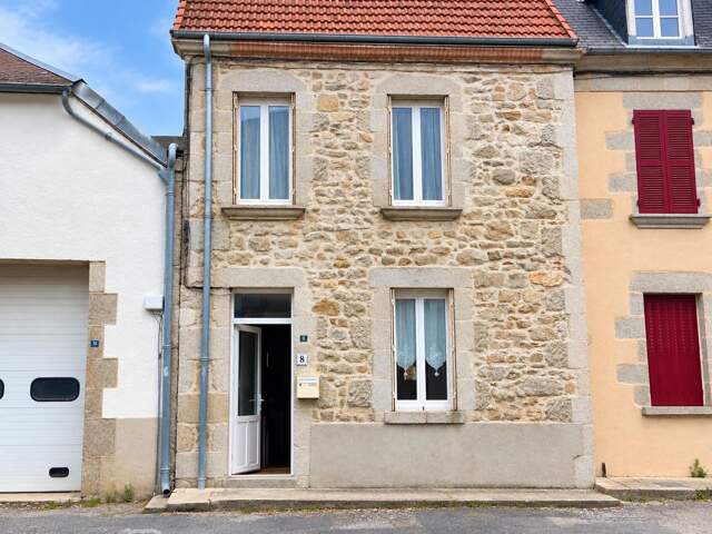 Charmante maison de ville avec jardin et annexe. — photo du bien