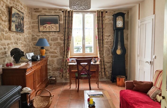 Charmante maison de ville avec jardin et annexe. — photo 3
