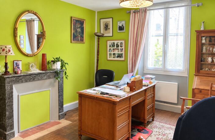 Charmante maison de ville avec jardin et annexe. — photo 5