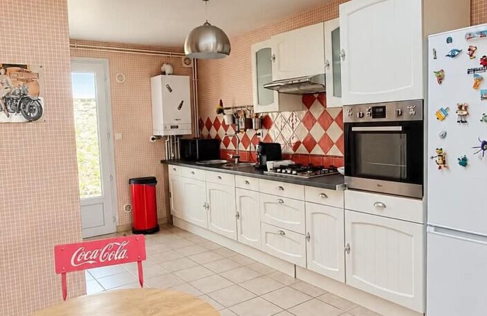 État irréprochable pour cette coquette maison de centre ville — photo 2