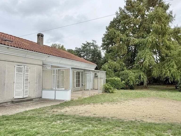 Grand Terrain avec maison / Projet investisseur — photo 1