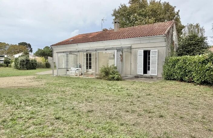Grand Terrain avec maison / Projet investisseur — photo 3