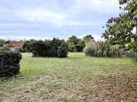 Grand Terrain avec maison / Projet investisseur — photo 4