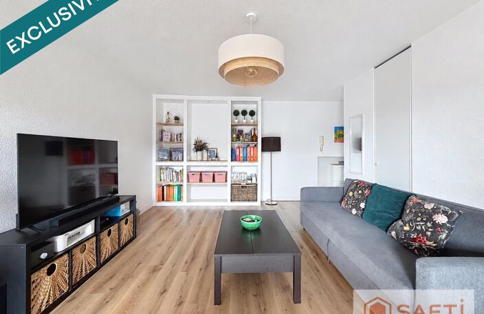 T2 lumineux avec balcon, piscine et 2 parkings — photo 2