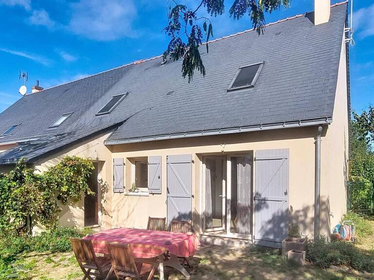 Maison familliale 5 chambre dans le charmant village de Grézillé — photo 1
