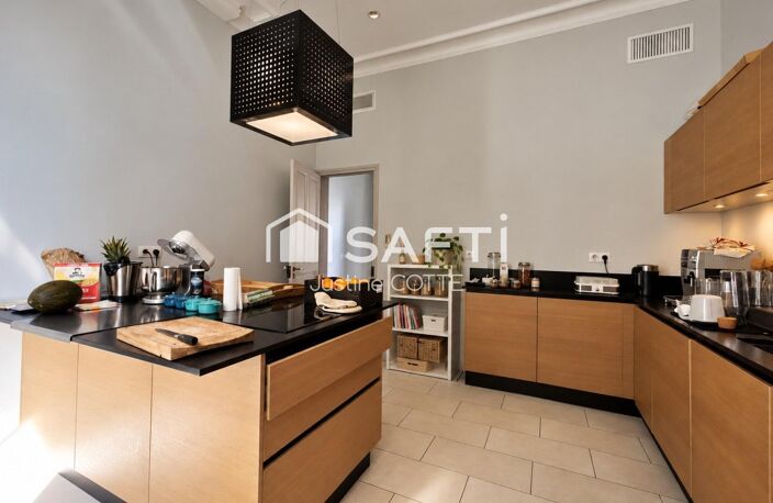 Élégante maison de caractère à Nîmes — photo 3