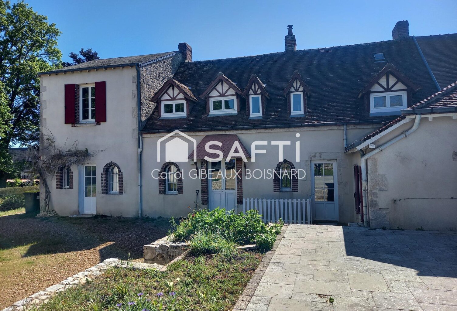 Maison ancienne avec sa maison d'amis, dépendance et terrain — photo 1