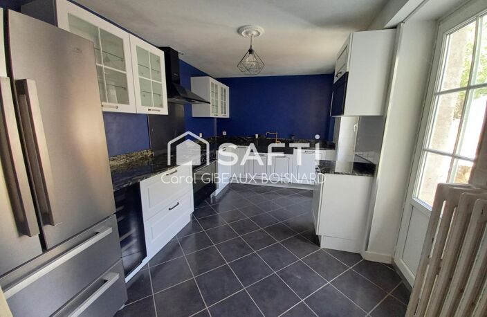 Maison ancienne avec sa maison d'amis, dépendance et terrain — photo 4