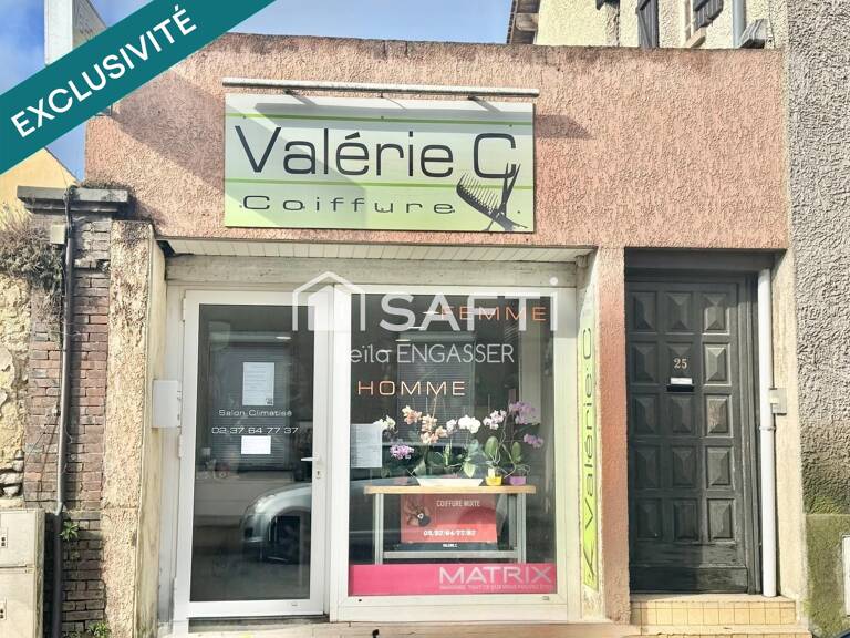 À SAISIR  Local commercial idéalement situé à Ézy-sur-Eure ! — photo 1