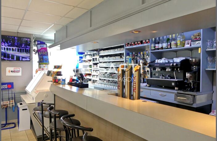Bar-tabac FDJ-PMU avec logement, à 10 min de Vitré — photo 4
