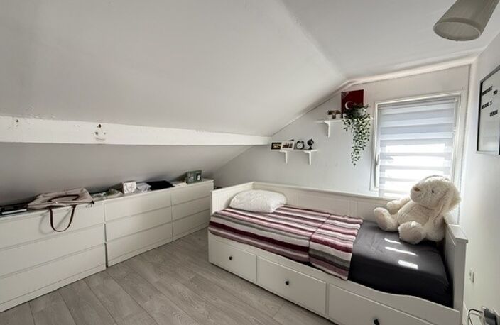 Vente maison 4 pièces 77 m² Drancy (93700) — photo 5