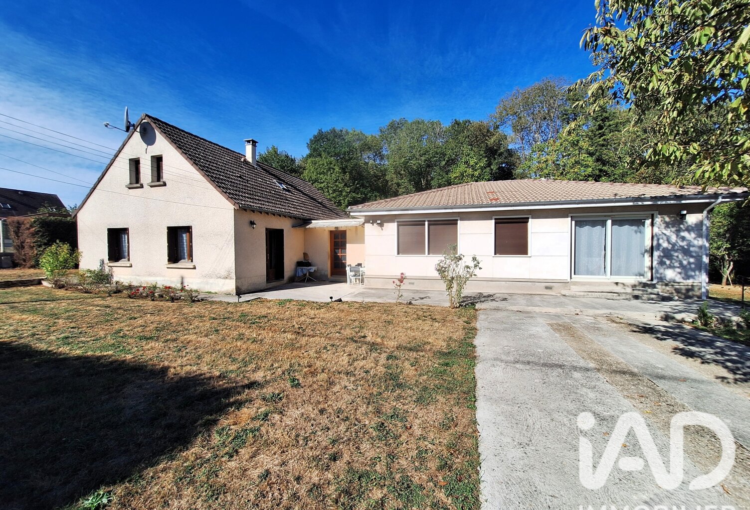 Vente Maison/villa 8 pièces — photo 1