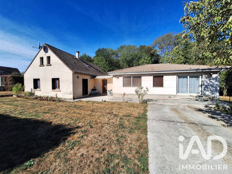 Vente Maison/villa 8 pièces — photo 1