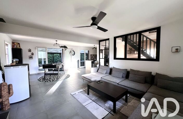 Vente Maison/villa 7 pièces — photo 2