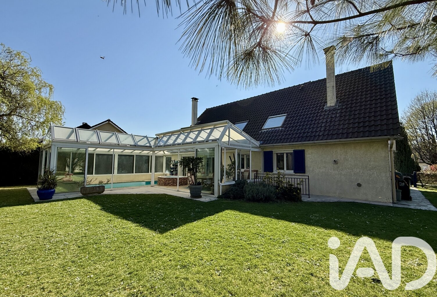Vente Maison/villa 8 pièces — photo 1
