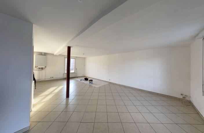 Location Appartement 4 pièces — photo 3