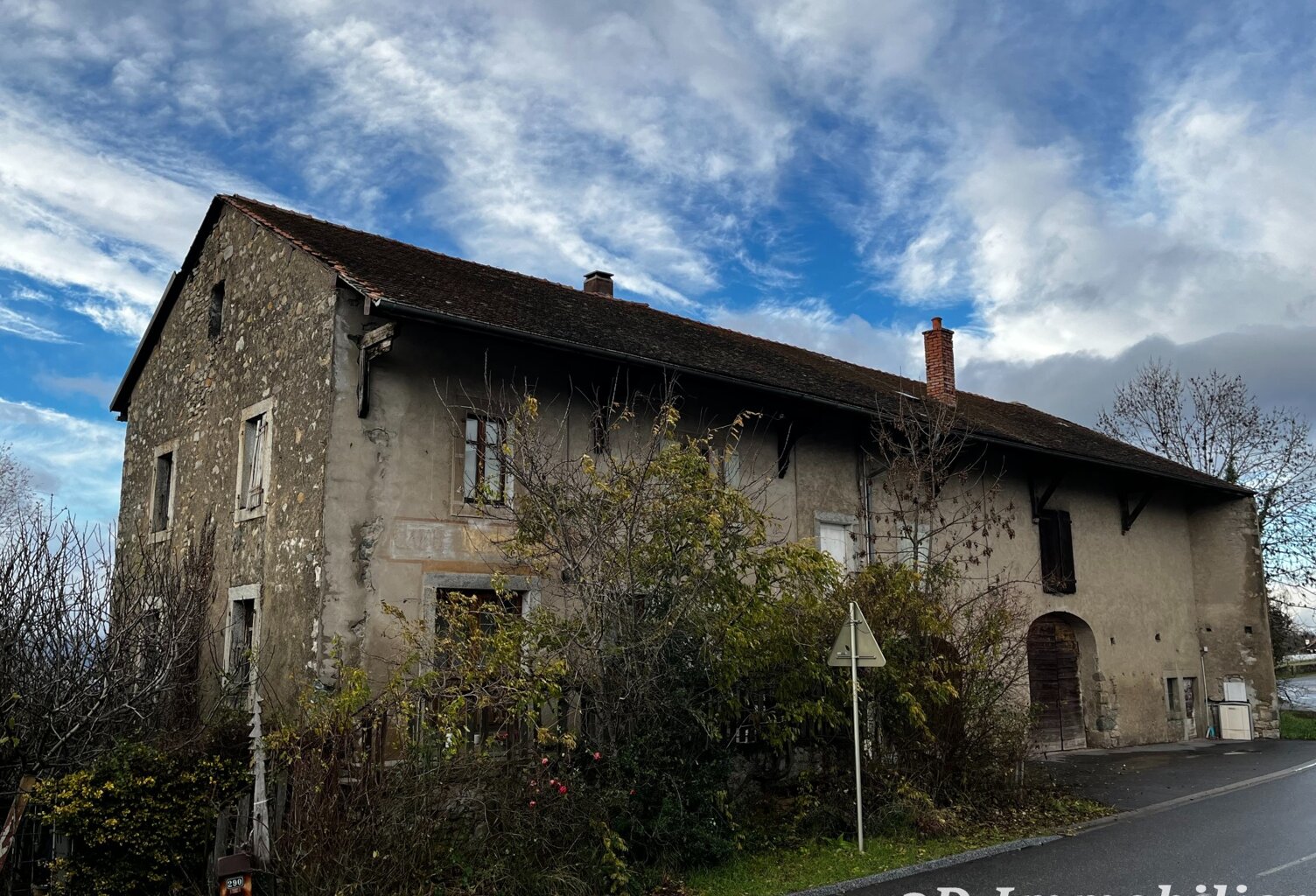 vente maison - 10 pièce(s) — photo 1