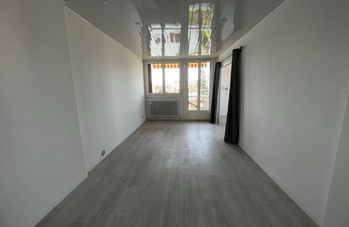 vente appartement - 3 pièce(s) — photo 3