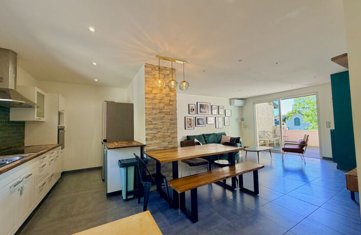 Maison 3 pièces 75 m2 avec terrasse, garage et stationnement — photo 4