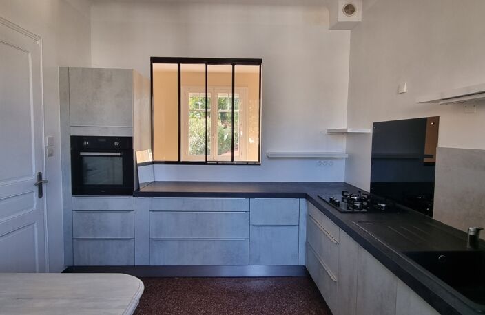 Vente Maison de ville 4 pièces — photo 2