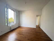 3 PIECES EN EXCELLENT ETAT AU DERNIER ETAGE — photo 3
