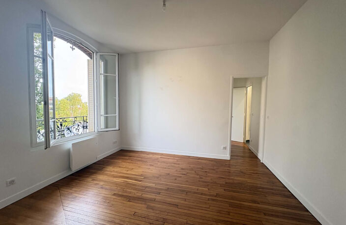 3 PIECES EN EXCELLENT ETAT AU DERNIER ETAGE — photo 3