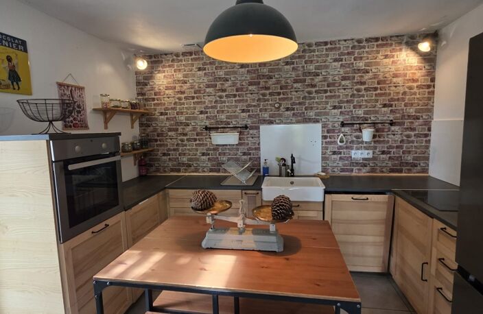 Vente Maison/villa 8 pièces — photo 3