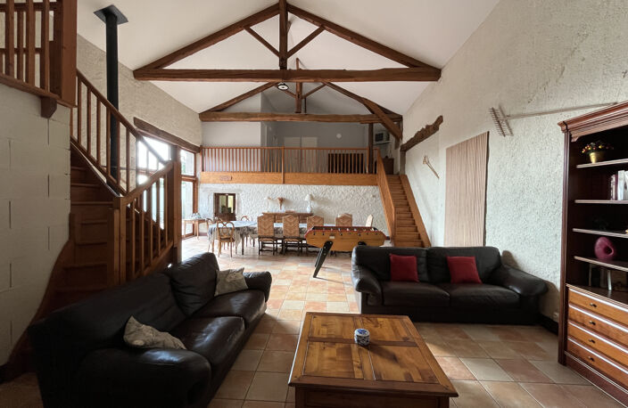 ANCIEN CORPS DE FERME RÉHABILITÉ   222,66 M2   L'HÔPITAL-LE-GRAND — photo 4