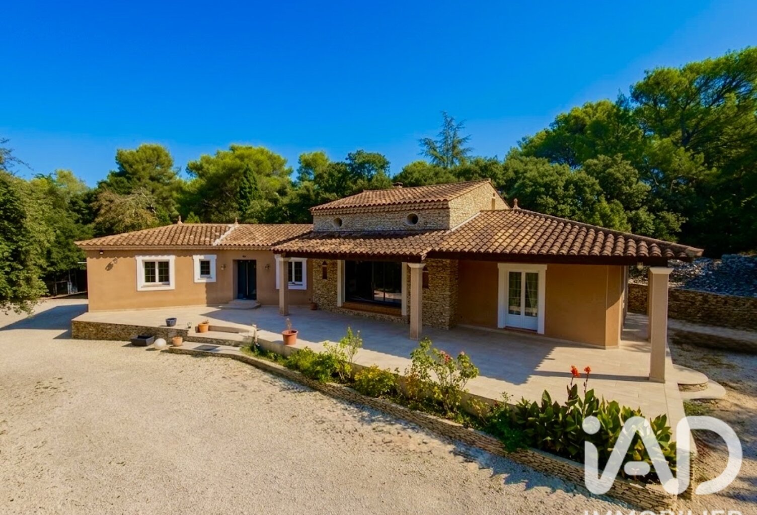 Vente Maison/villa 9 pièces — photo 1