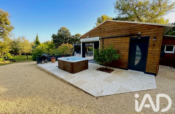 Vente Maison/villa 9 pièces — photo 2