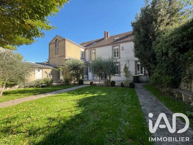 Vente Maison/villa 9 pièces — photo 1