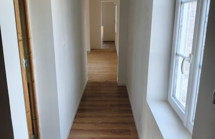 Vente Maison de village 5 pièces — photo 4