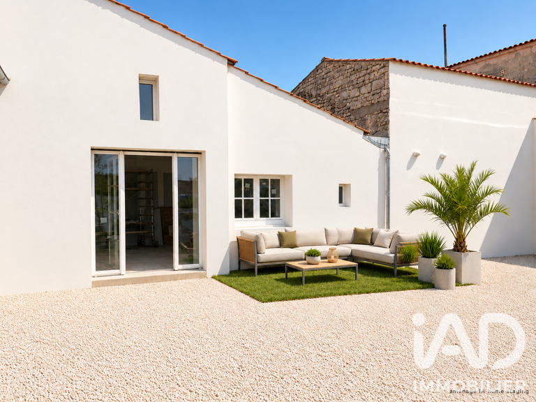 Vente Maison/villa 9 pièces — photo 1