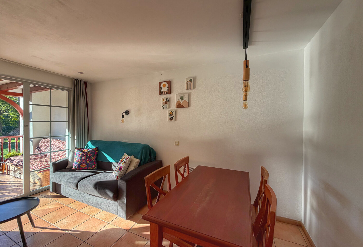 Appartement T2 au 1er étage avec terrasse — photo 1