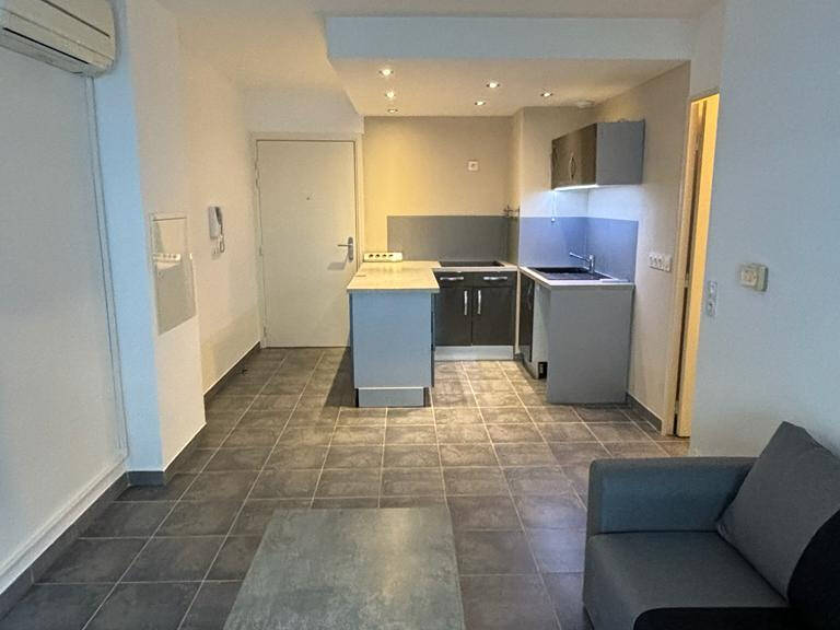 Appartement 2 pièces -  meublé - 38.93 m2 - Marseille 12e* — photo 1